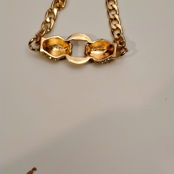 Jewelry - Picture 3 of 7